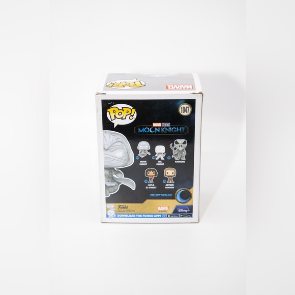 Funko Pop! Marvel Studios Moon Knight #1047 - Picture 3 of 4